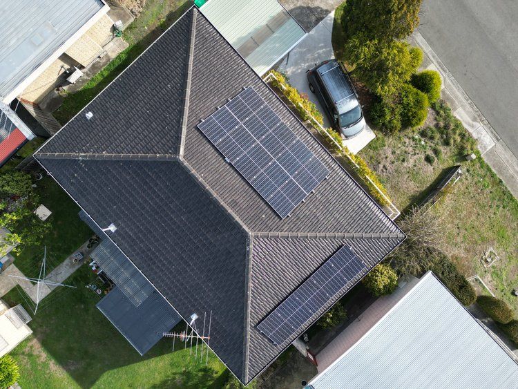Residential Solar Installation 4